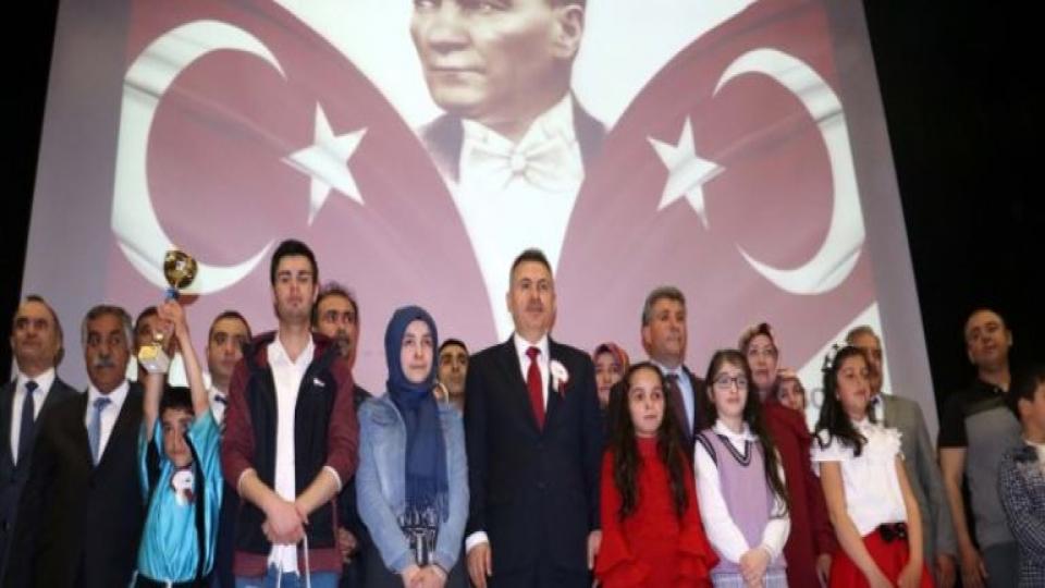 Ağrı'da 23 Nisan Ulusal Egemenlik ve Çocuk Bayramı