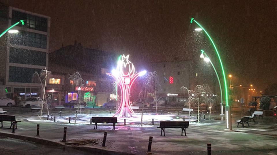 Kars'ta Nisan karı şaşırttı