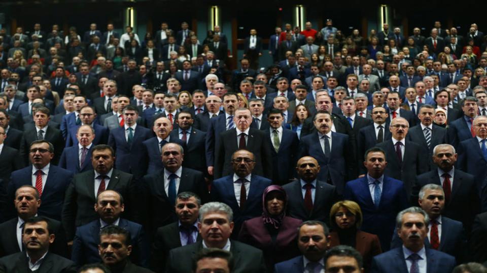 AKP’nin ‘yeni dönem’ planı: 500 kişilik ‘bürokrat ordusu’ kurulacak