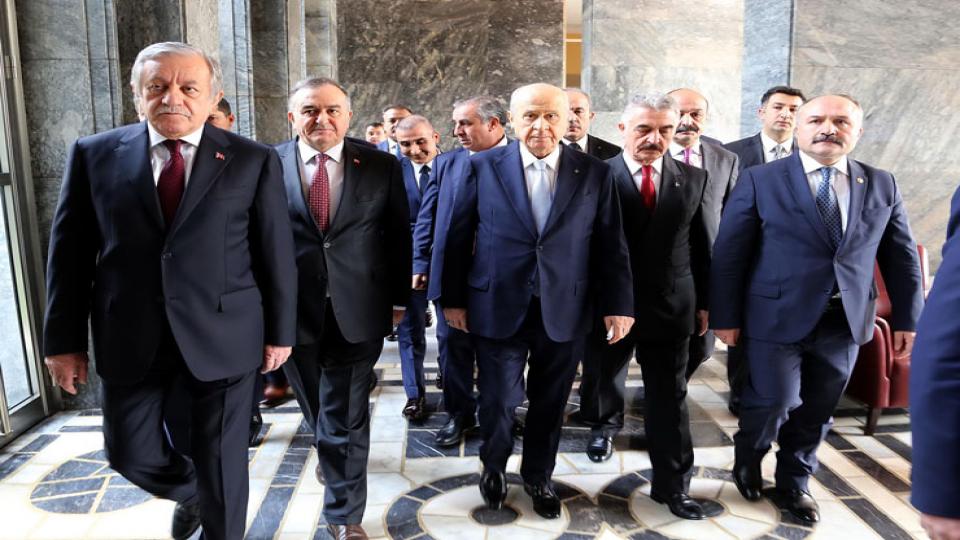 Bahçeli ‘af’ta ısrarlı: Cezaevindekiler seçime bir hafta kala isyan başlatırsa ne olur?