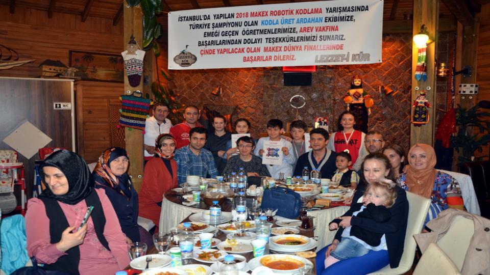 Lezzet-i Kür’den küçük mucitlere moral yemeği
