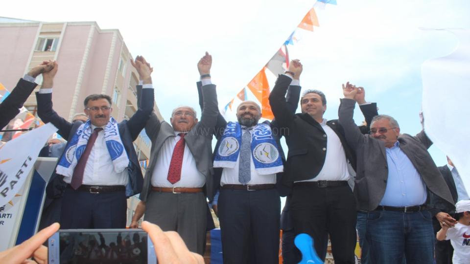 Milletvekili Adayları Tutulmaz ve Güneş’e Coşkulu Karşılama