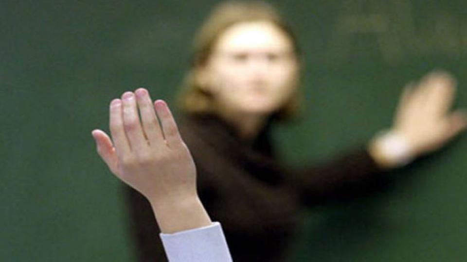 Milli Eğitim bakanı açıkladı: Bundan sonraki süreçte öğretmenler sözleşmeli alınacak