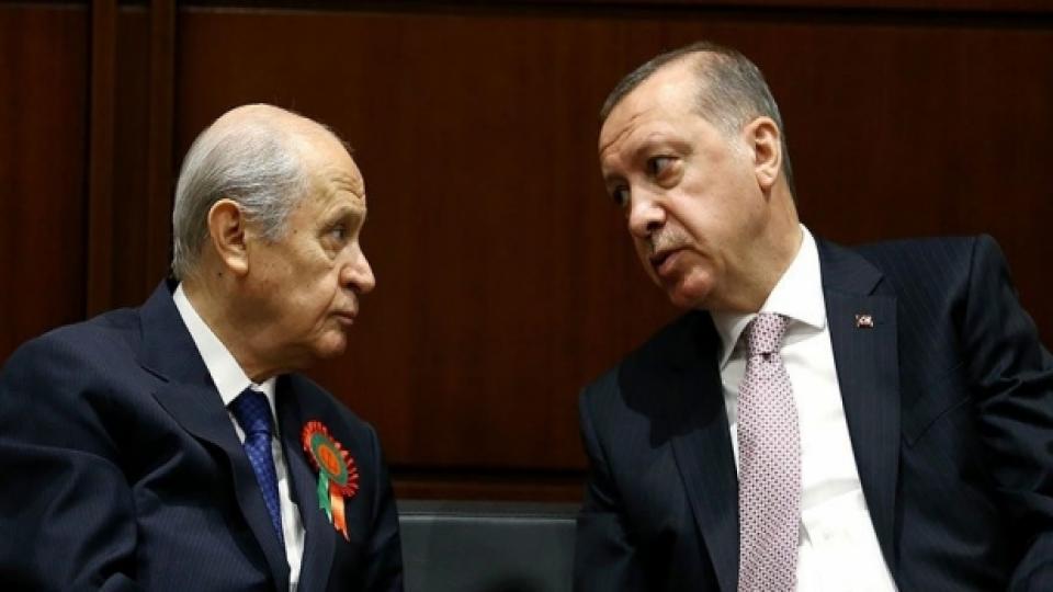 Selahattin Demirtaş: Erdoğan - Bahçeli kavgası yakın