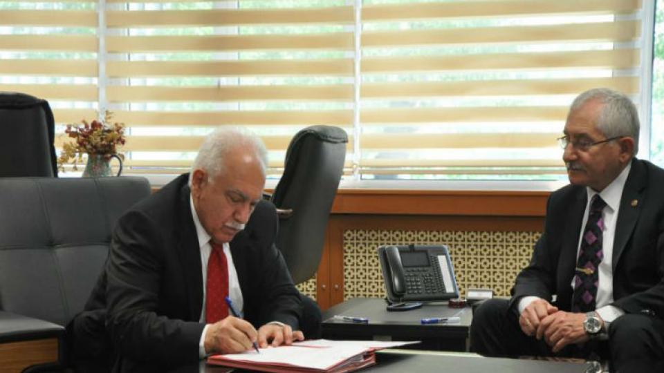 YSK’ya ilk başvuru Perinçek’ten: 90 bin imza topladık