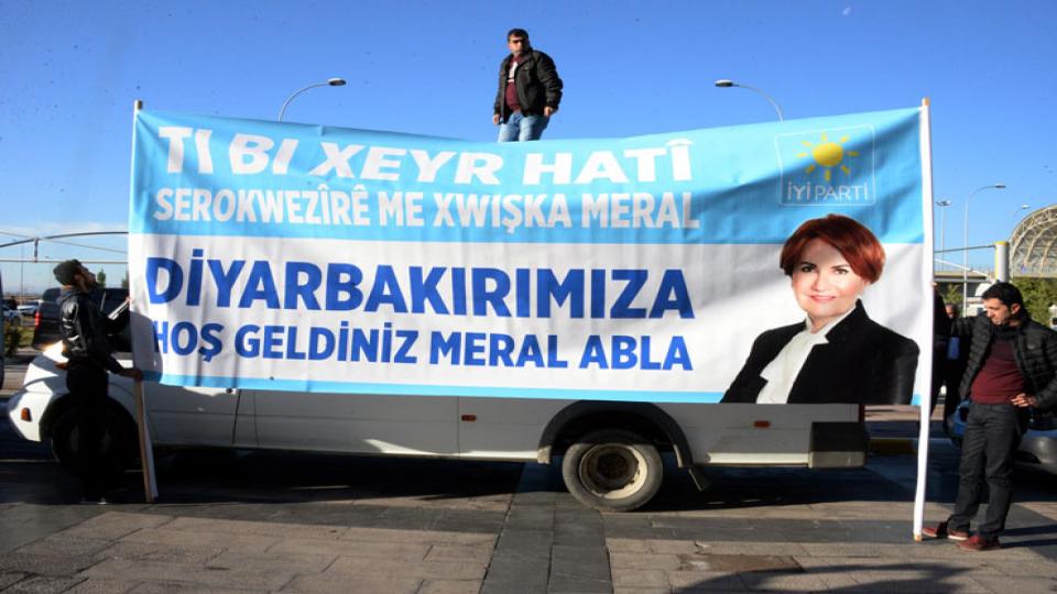 ‘Kürtlere göre İYİ Parti üçüncü yol’ diyen Akşener: Duvarlar yıkılmaya başladı