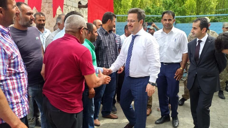 VALİ ENVER ÜNLÜ KARAKOYUNLU'DA KÖY ZİYARETLERİNDE BULUNDU