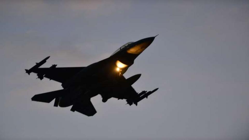 Sözcü yazarının iddiası: Eski pilotlar harbe hazırlık için çağrılıyor