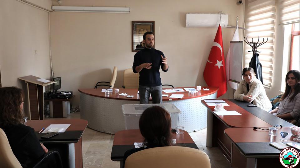 Belediye çalışanlarına corona virüsü hakkında bilgilendirme yapıldı
