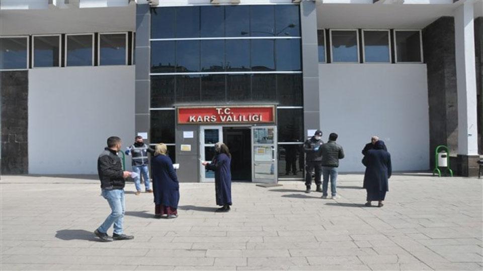 Kars’ta 798 kişiye seyahat izni