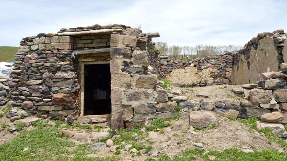 Ağrı’da selden zarar gören Başkent Köyünde hasar tespit çalışmaları yapıldı