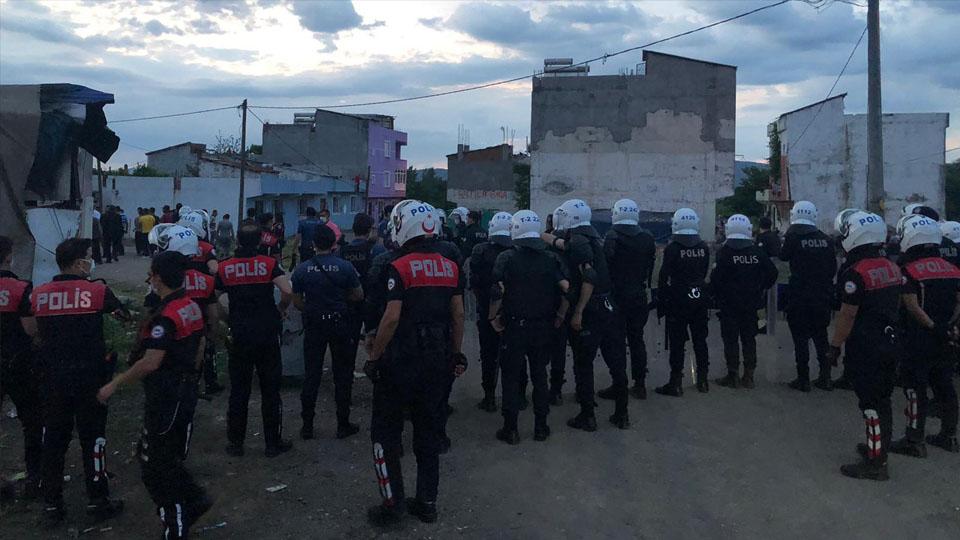 Bakan Soylu: En başarılı dönemini geçiren polisimizi bir haftadır hedef gösterenler, mutlu musunuz?