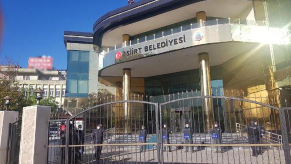 HDP'li 5 belediyeye kayyum atandı