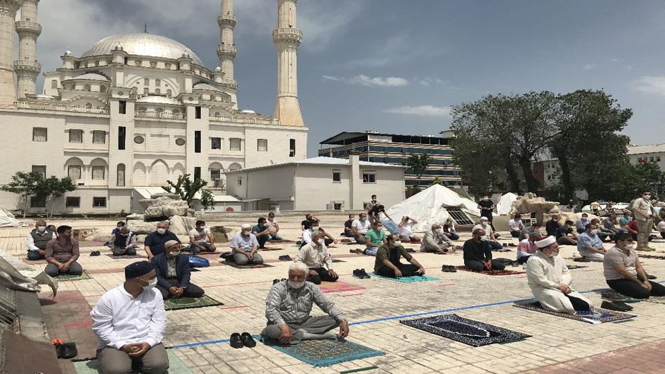 Iğdır’da cuma namazı kılındı