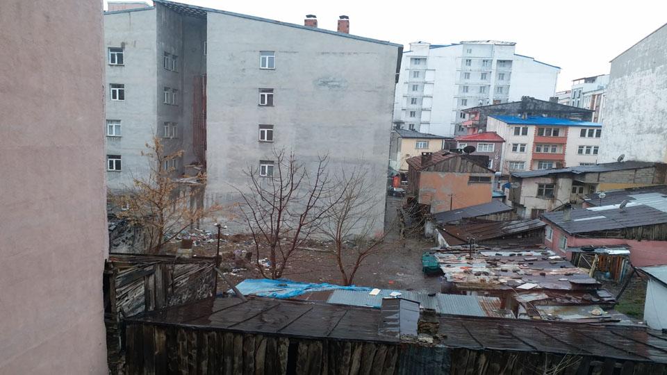 Kars’ta rüzgardan dolayı 14 köyde maddi hasar oluştu