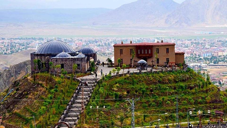 Ağrı’da tarihi yerler tekrardan ziyarete açıldı