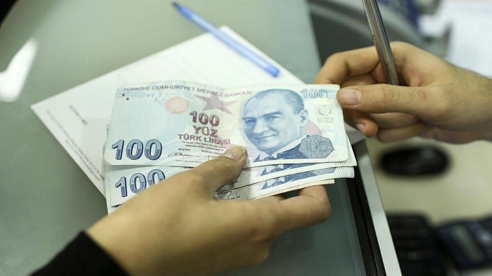 Resmi gazetede yayımlandı: 400'ün üstünde ürüne ek vergi geldi