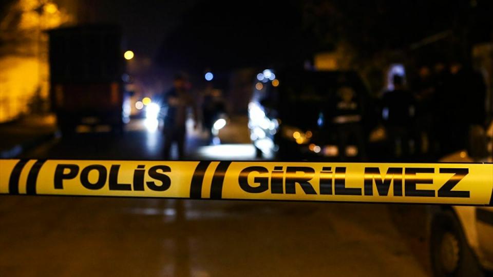 Tacizci üvey babasını öldürdü