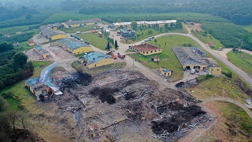 Havai fişek fabrikasının sahibi Yaşar Coşkun: Uyarılara rağmen işçiler fazla malzeme getirmeye devam ediyorsa işçiler de sorumludur