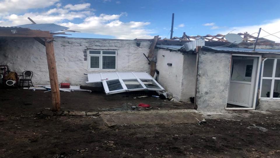 Ardahan’da sel ve fırtına