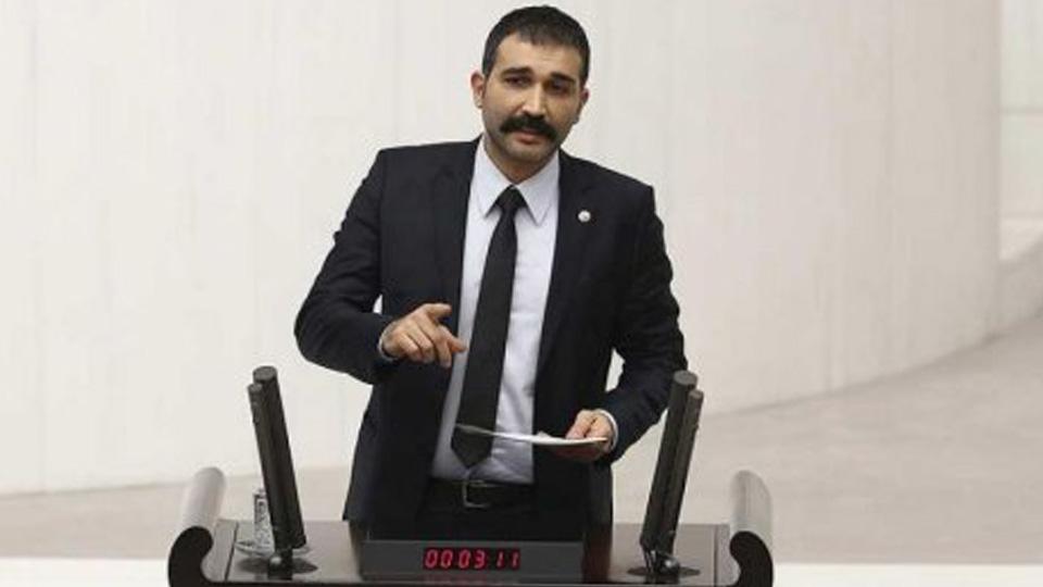 Barış Atay’a saldırı