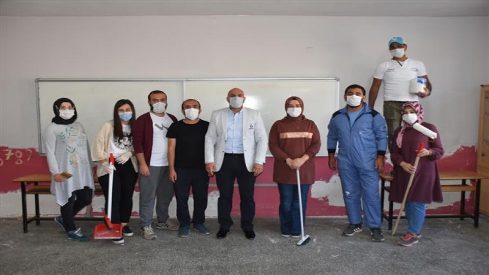 Öğretmenlerin gönlünden güzellik koptu