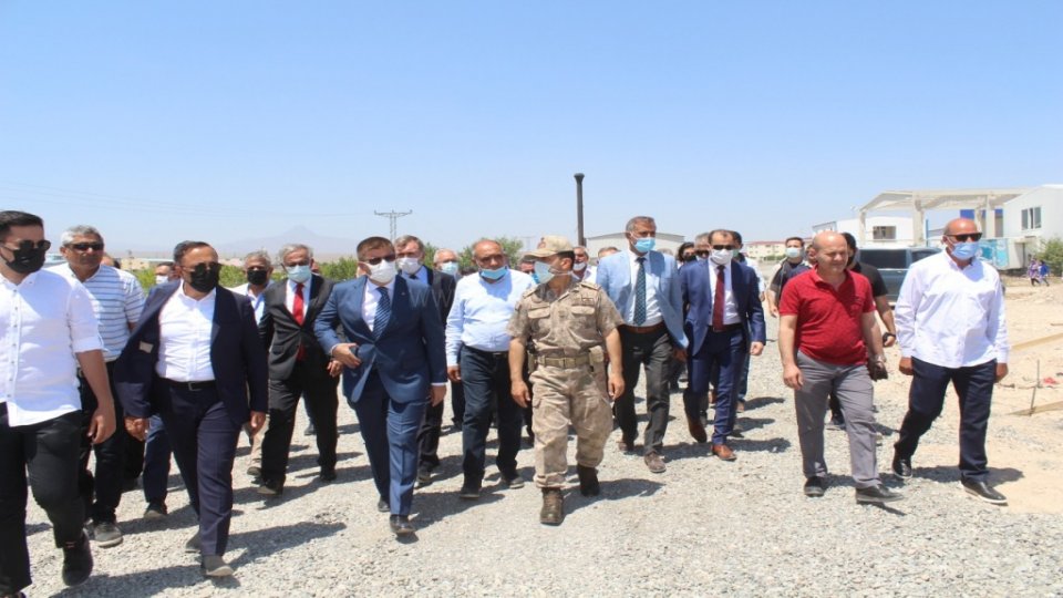 IĞDIR’DA RAFİNE TUZ FABRİKASININ TEMELİ ATILDI
