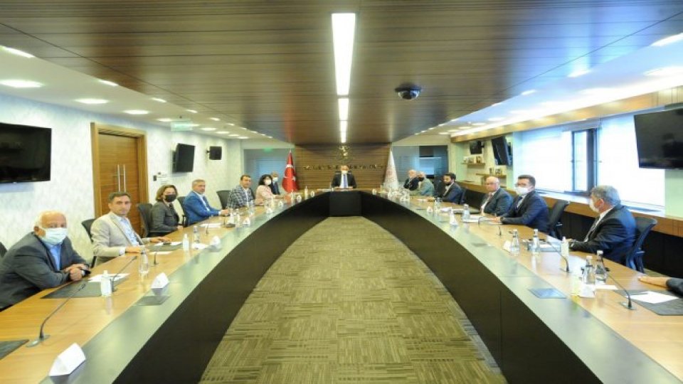 “Sarıkamış Kayak Merkezinde Suni Karlama Projesi başlamalı”