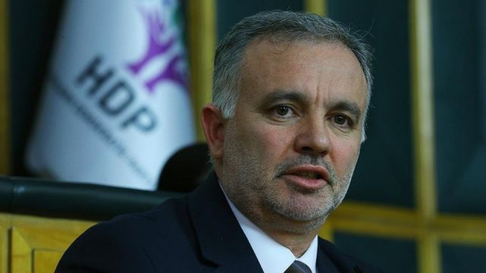 Ayhan Bilgen: Çözüm süreci daha ketum yönetilmeliydi, davul zurnayla değil