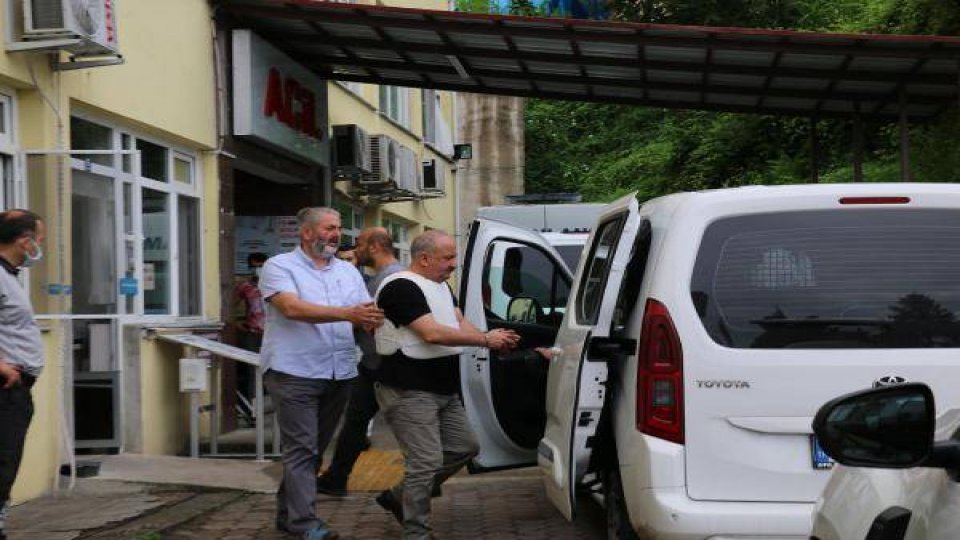 Bakan Soylu'nun kuzeninin katil zanlısı çelik yelekle adliyede