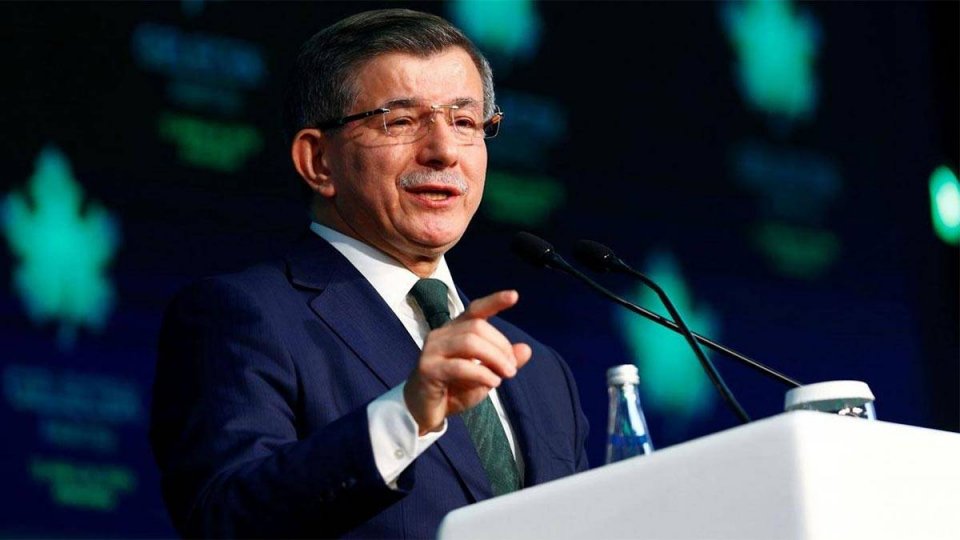 Davutoğlu’ndan Erdoğan’a yanıt: Biz olmasak Tayyip Erdoğan bir hiçti