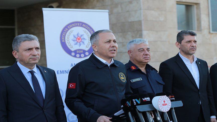 Bakan Yerlikaya: Antalya Merkezli 17 İlde Düzenlenen Narkokapan Operasyonunda 458 Şüpheli Gözaltına Alındı