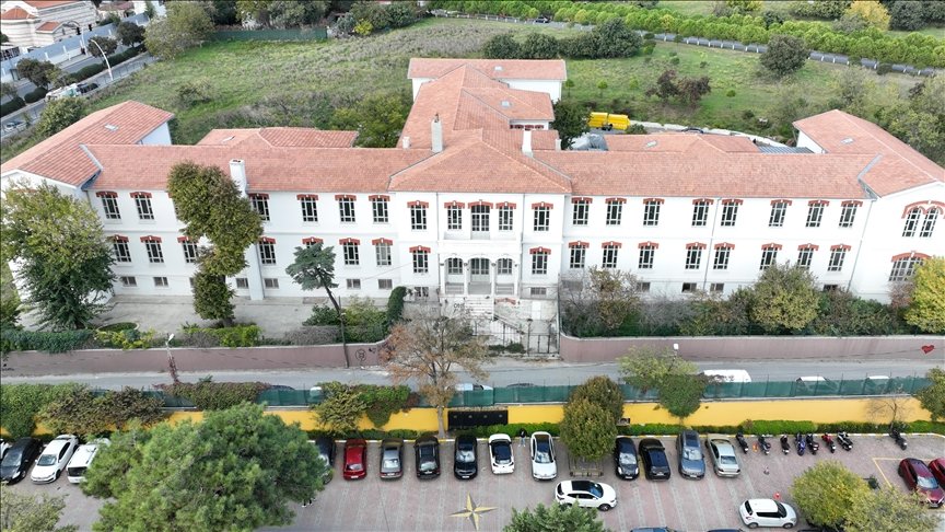 Balıklı Rum Hastanesinde SGK'yı 112 milyon lira zarara uğrattığı tespit edilen 6 şüpheli yakalandı