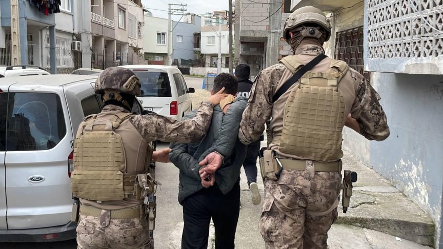 “Orkinos Bulut-2” Operasyonu: 22 İlde 5 Uyuşturucu Çetesine Darbe – 138 Şüpheli Yakalandı