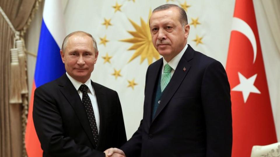 Serhatın Sesi / Serhat Diyarından Haberler / Times: Ankara'da Putin'in Osmanlı versiyonu var