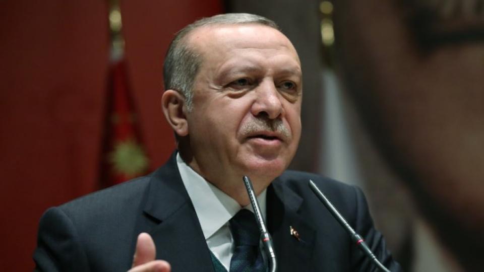 Erdoğan 316 imzayla cumhurbaşkanı adayı