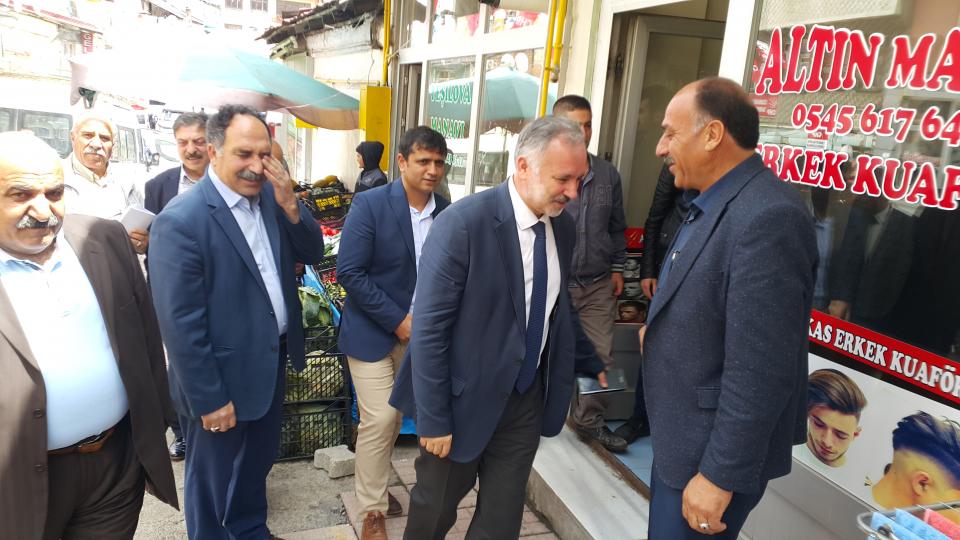 HDP Sözcüsü Kars Milletvekili Ayhan BİLGEN’den Sarıkamış esnafına ziyaret.