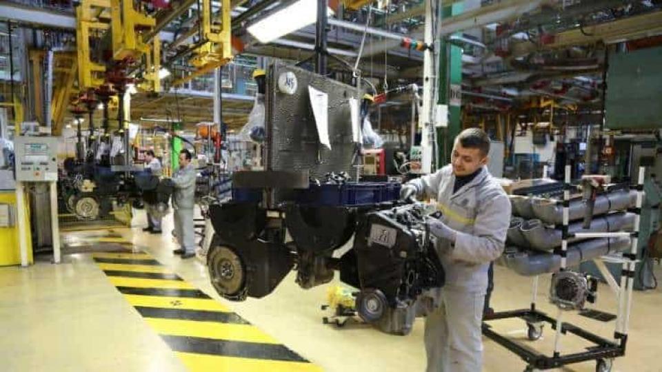 Serhatın Sesi / Serhat Diyarından Haberler / ABD’nin ambargo baskısı: Renault İran’da üretimi durduruyor