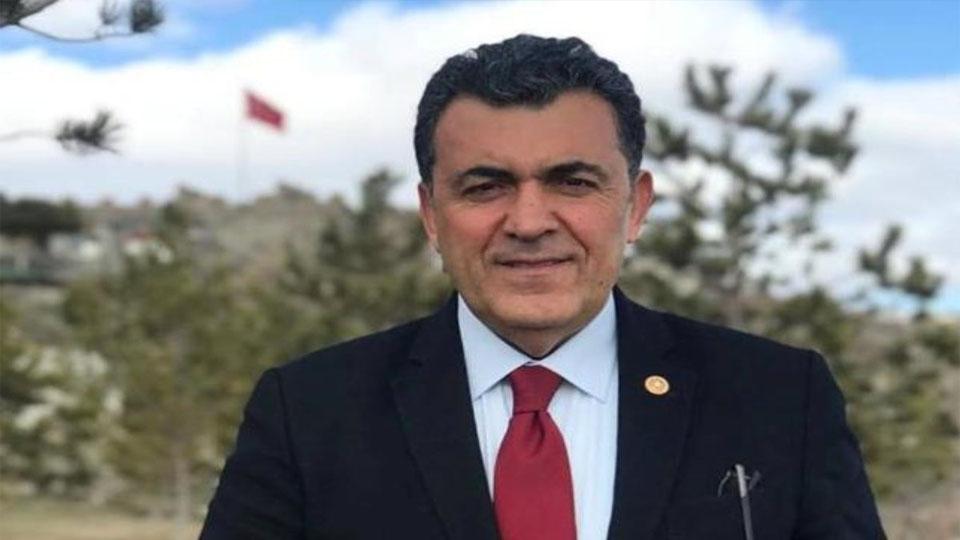 Ardahan Belediye Başkanı Faruk Demir esnafları ziyaret etti