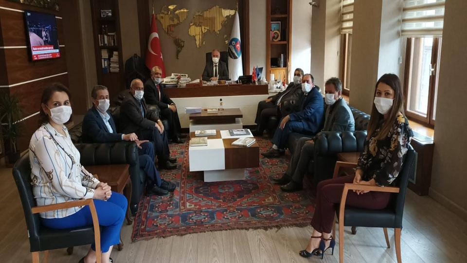 Serhatın Sesi / Serhat Diyarından Haberler / CHP ve HDP heyetlerinden Kars Belediyesi’ni ziyaret etti