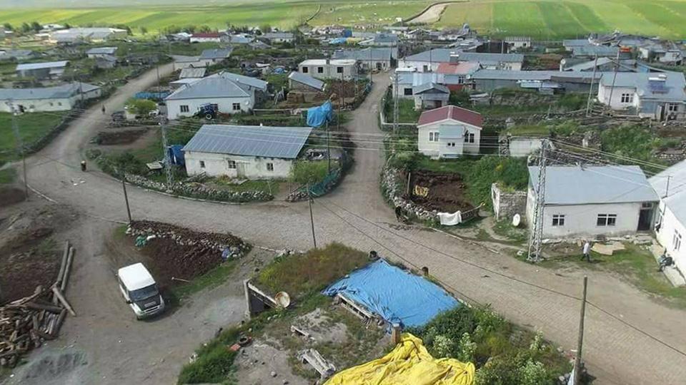 Ardahan’ın Çayırbaşı Köyü karantinaya alındı