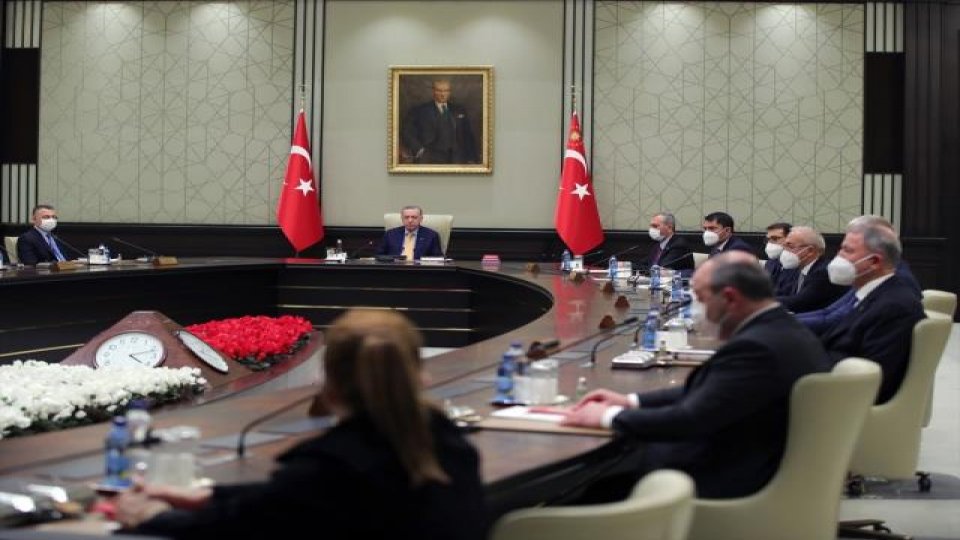 Serhatın Sesi / Serhat Diyarından Haberler / Türkiye'nin gözü kulağı bu toplantıda! Cumhurbaşkanı Erdoğan, Kabine sonrası yeni tedbirleri açıklayacak