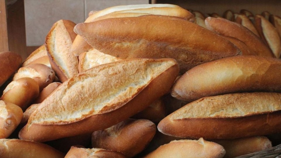 Serhatın Sesi / Serhat Diyarından Haberler / Kars’ta ekmek 2 lira oldu