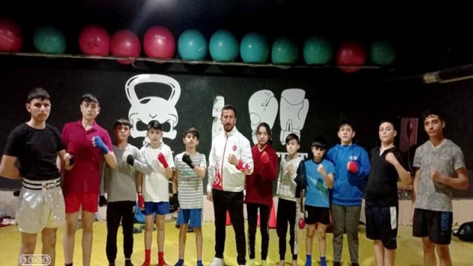 Serhatın Sesi / Serhat Diyarından Haberler / Karslı sporcular, turnuvaya gitmek için bir araç bulamıyor