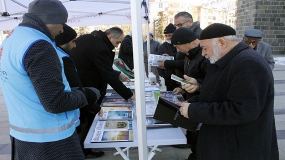 Serhatın Sesi / Serhat Diyarından Haberler / Kars'ta Diyanet yayınları standı açıldı